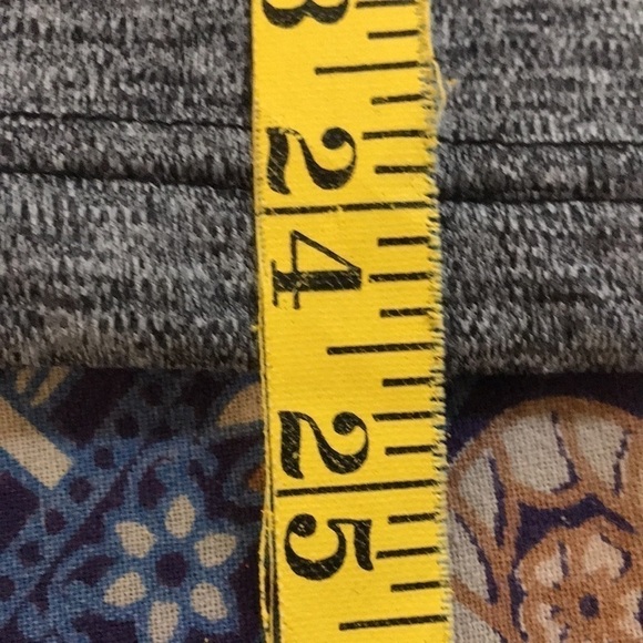 COLUMBIA 1/2 Zip Jacket L Gray Black Like new Athleisure - Picture 12 of 12